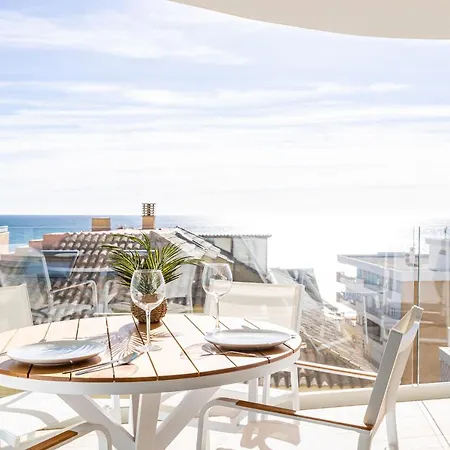 Ensuite Sea & Pool Views With Private Parking Apartment *